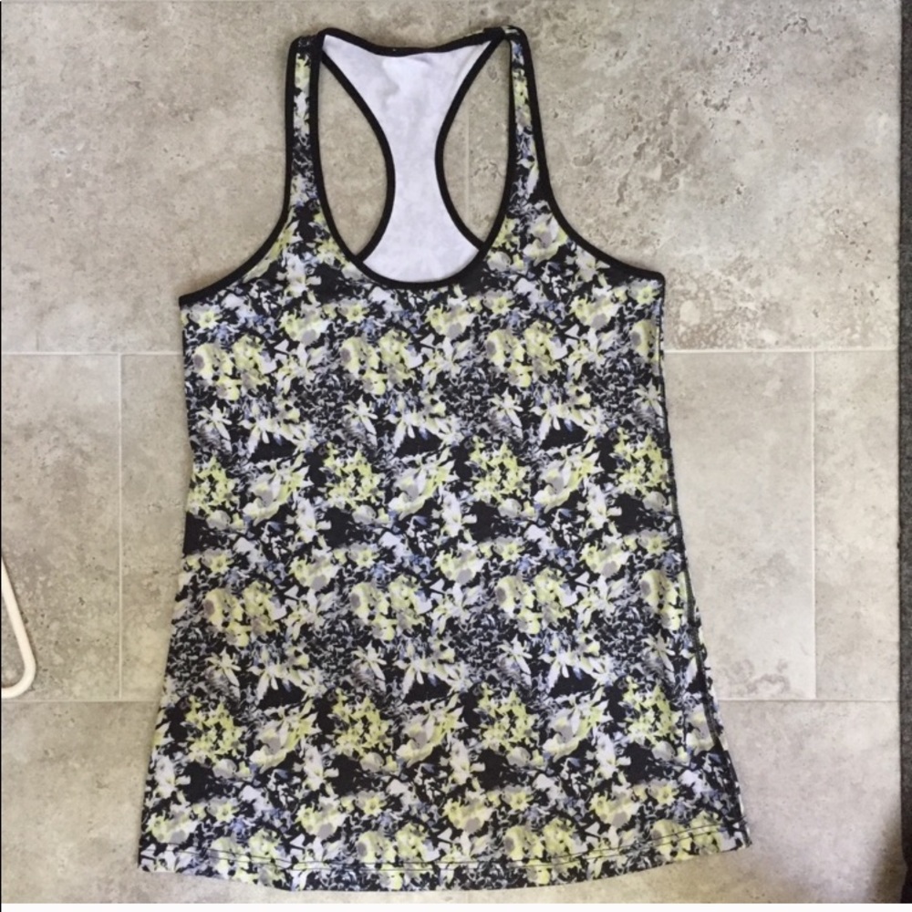 Lululemon Cool Racerback,Size 4 - Picture 5 of 7
